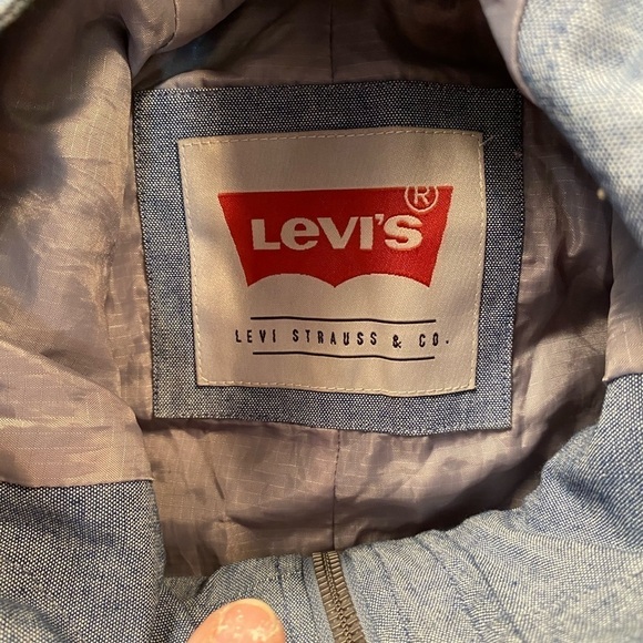 Levi’s Hooded Denim Jacket Medium (GX) - Picture 9 of 16